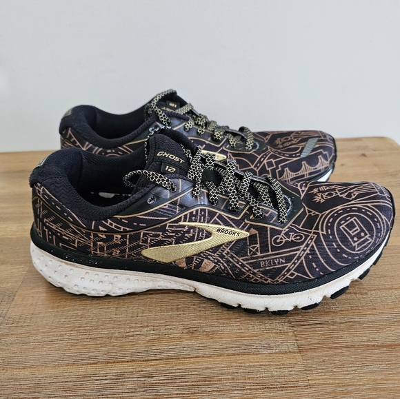 BROOKS Ghost 12 NYC New York City Black & Gold Sneakers, Shoes - Picture 1 of 9